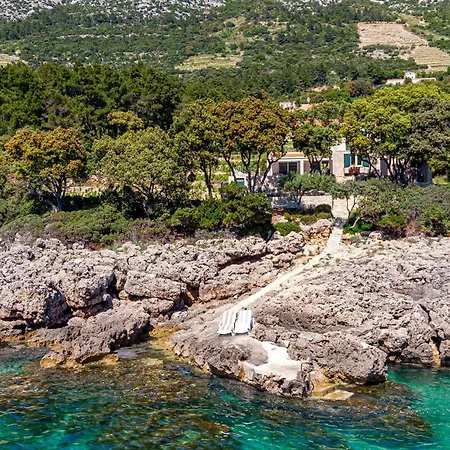Tatil Evi Lovely In Dingac