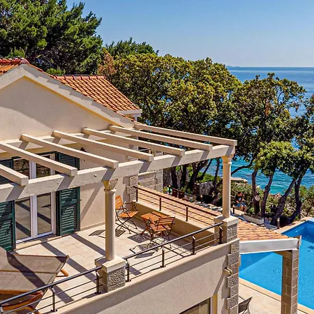 Stunning In Dingac *