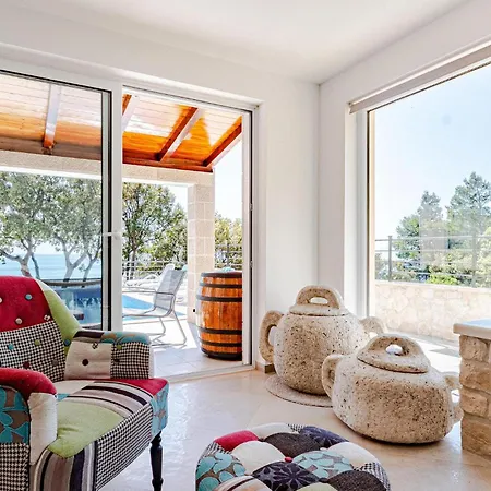 Stunning In Dingac *