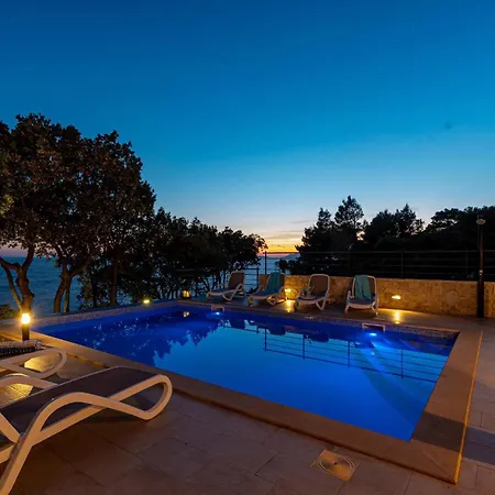 Stunning In Dingac Gornji Dingač