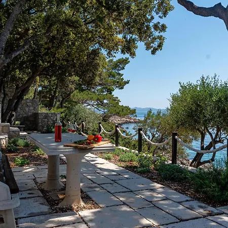 Stunning In Dingac Gornji Dingač