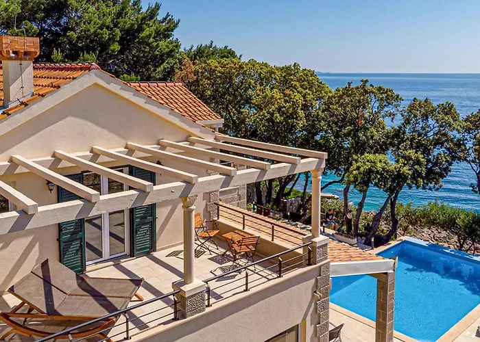 Stunning In Dingac *