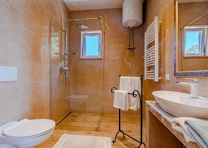 Stunning In Dingac Dom wakacyjny